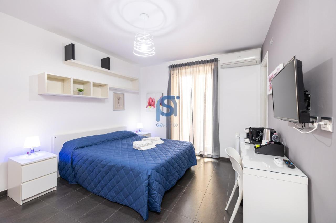 Il Vittoria Apartment Lascari Luaran gambar