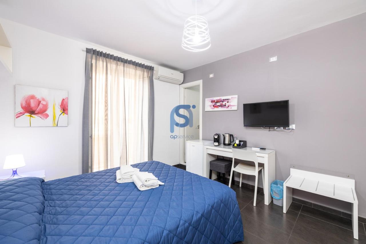 Il Vittoria Apartment Lascari Luaran gambar